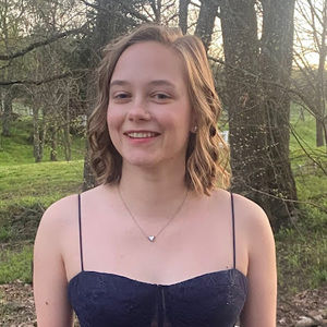 Meet your Posher, Abigail